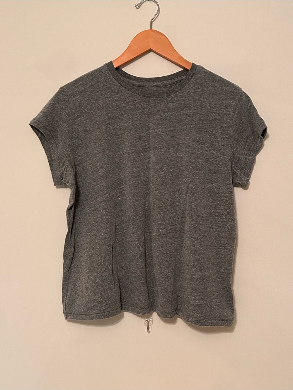 Universal Thread Women's Short Sleeve Crew Tee - Gray